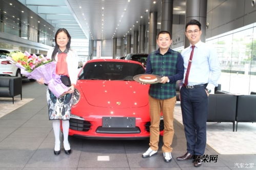 标准小汽车多少吨