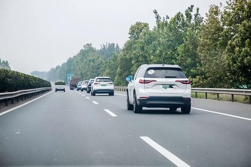 汽车跑高速续航多少 汽车跑高速续航多少