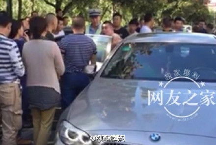 汽车碰擦赔偿多少
