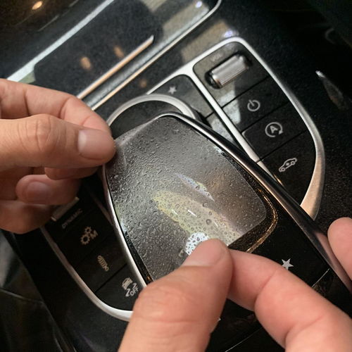 汽车贴纸贴多少合法