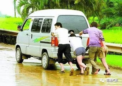 汽车电瓶多少不能打火