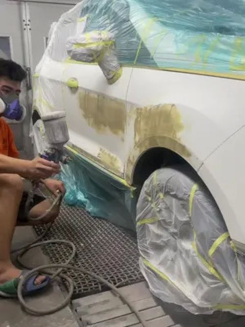 汽车喷漆素白比例多少