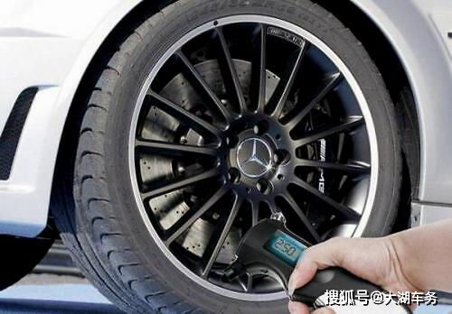 汽车胎压多少更好