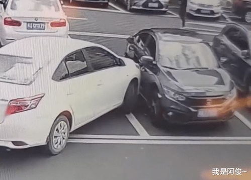 求汽车有多少空位