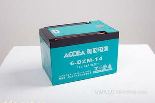 汽车电瓶多少v 的