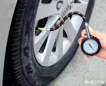 汽车左方向打多少