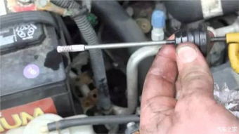 汽车油壶盖缝隙多少