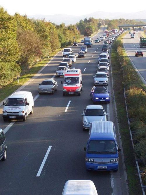 沈阳汽车路口限速多少