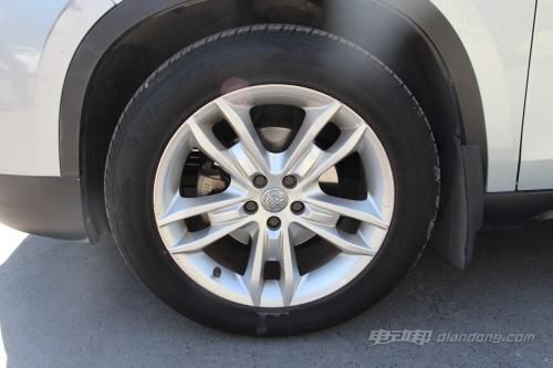 汽车气压多少bar正常