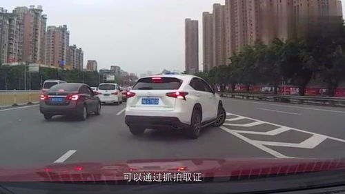 汽车夜间保持多少米