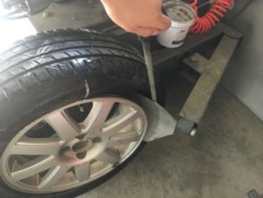 汽车补胎师傅工资多少 汽车补胎师傅工资多少