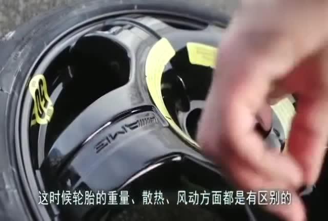汽车备用胎放多少