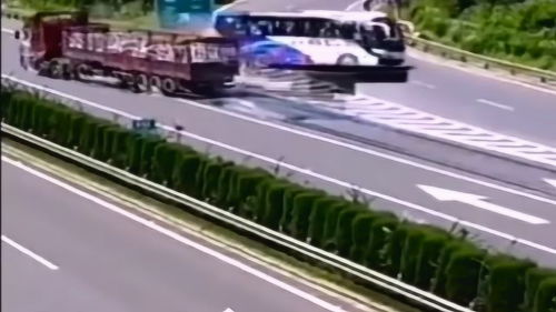 汽车转弯最快多少