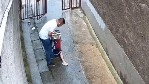 疑被蛇咬伤身亡女子是独生女