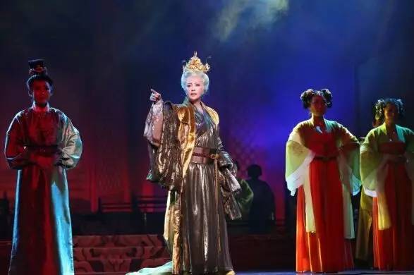 多地多场刘晓庆主演话剧取消