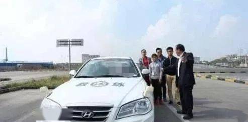 伊朗汽车教练工资多少