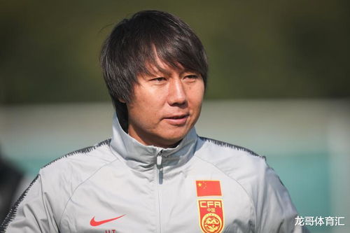 潘粤明怒喷国足教练