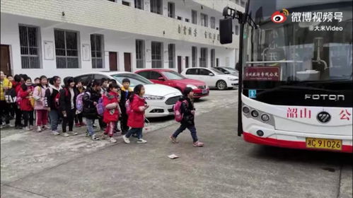 公共汽车多少公里