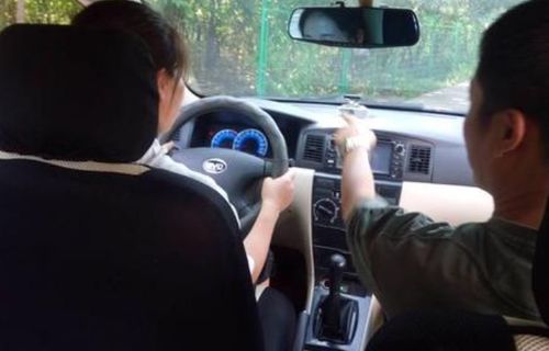 北京汽车陪练月薪多少
