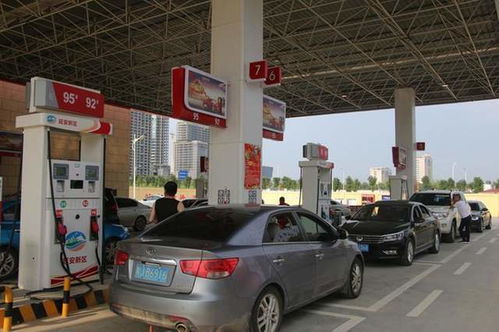汽车油箱报警能跑多少