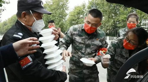 退伍军人当全职爸爸：曾深夜2点出走