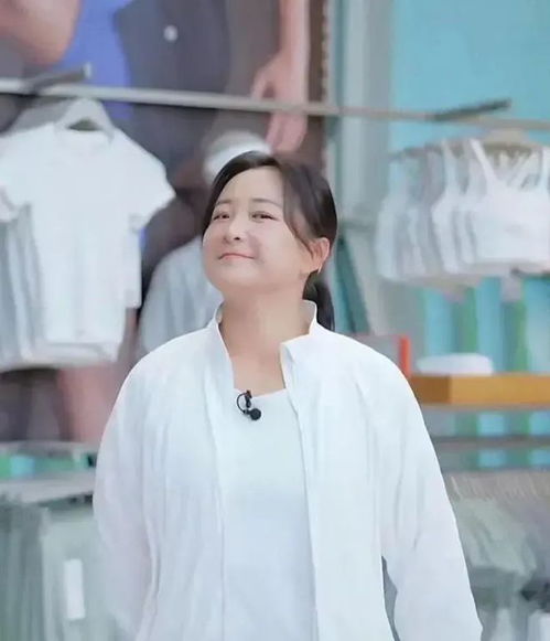 贾玲近照曝光 没有复胖