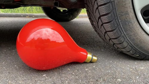 水压多少能压碎汽车