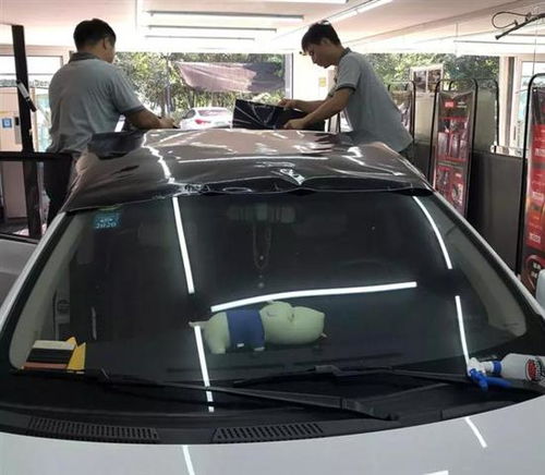 汽车大灯配多少电压
