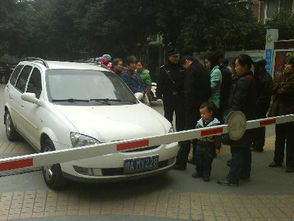 损汽车多少入刑